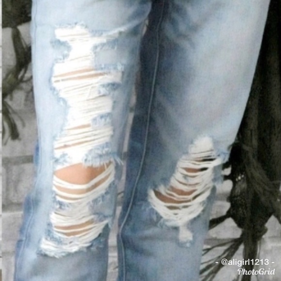 FINAL $ LAST 1 - KanCan Distressed Boyfriend Jeans - Picture 3 of 8